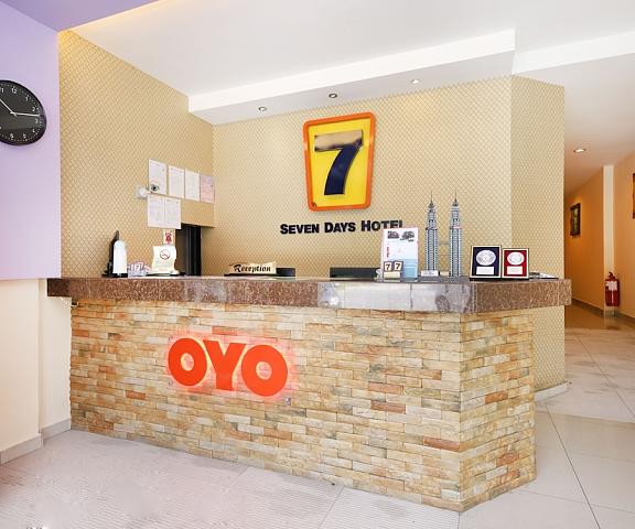 Super OYO 635 Seven Days Hotel Pahang raub Reception