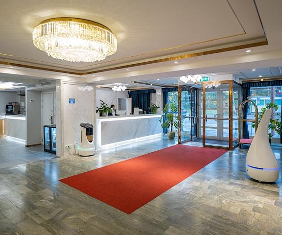 Livington Hotel Stockholm County Vallingby Entrance