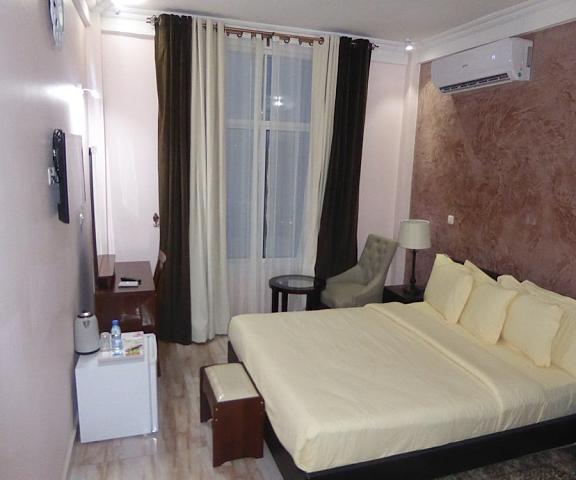 Safyad Hotel null Yaounde Room