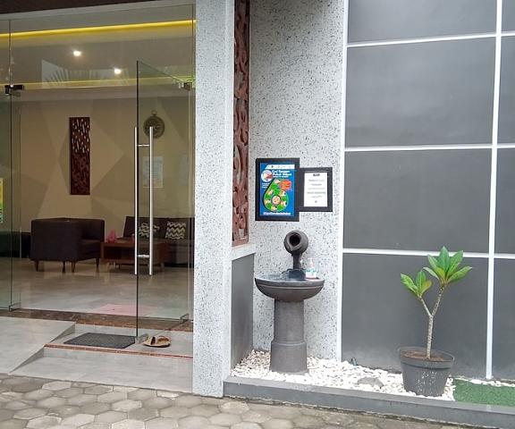 Alzara Hotel Central Java Magelang Entrance