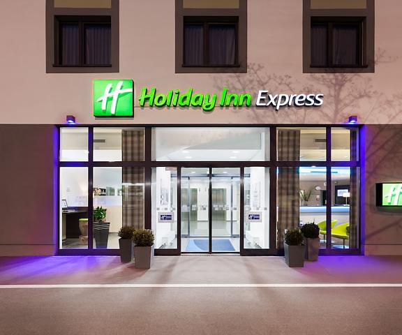 Holiday Inn Express Augsburg, an IHG Hotel Bavaria Augsburg Exterior Detail