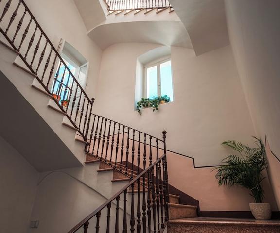 Palazzo Vaglio Relais Puglia Nardo Staircase