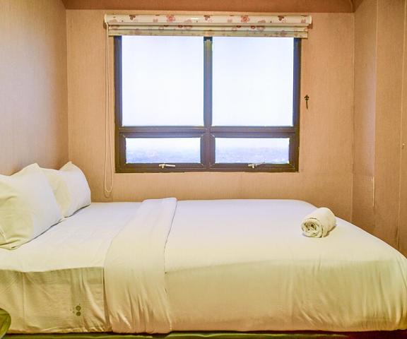 Nice and Cozy 2BR Apartment at Atria Residence West Java Serpong Room
