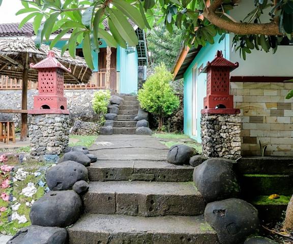Rock Garden Homestay & Resto Central Java Magelang Exterior Detail