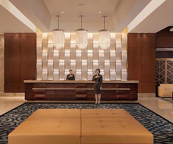 Crimson Hotel Filinvest City Manila null Muntinlupa Reception