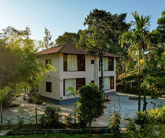 Green Tree Resort Karnataka Sakleshpur Glass Cottage