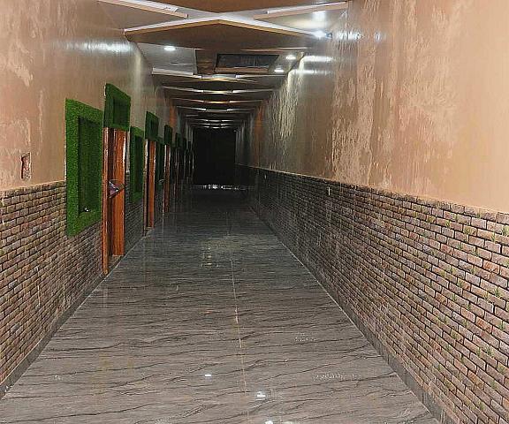 OYO Hotel Grand Uttar Pradesh Aligarh Lobby