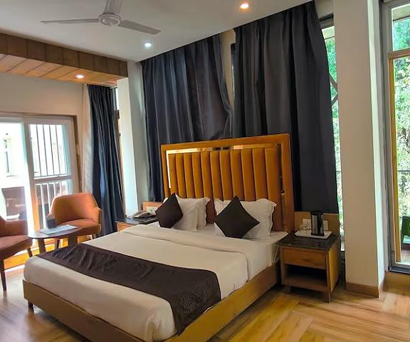 Hotel Luxury Inn by Stotrak Hospitality Uttaranchal Mussoorie Deluxe Room with Balcony