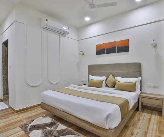 Hotel SR Regency Gujarat Anand Room