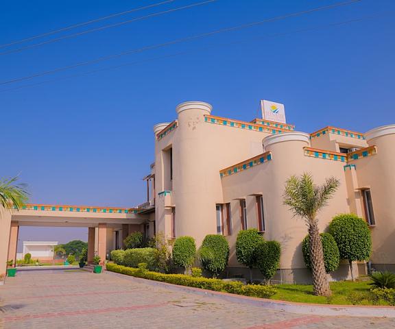 Treehouse Sunrise Resort & Caravan Park Rajasthan Behror Facade