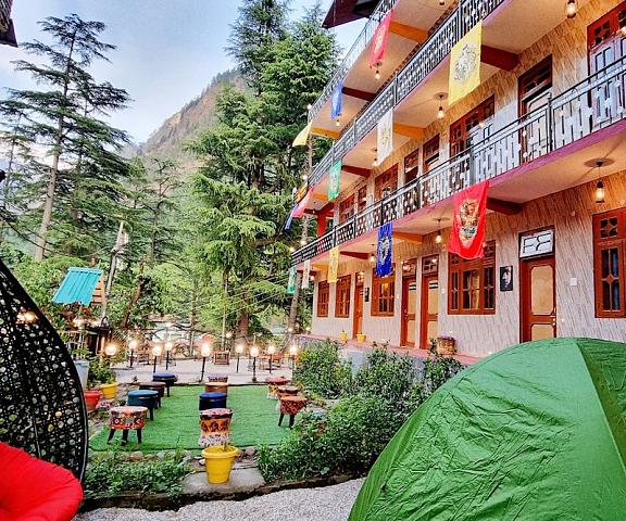 Hogwartz Hostel Himachal Pradesh Kullu Facade