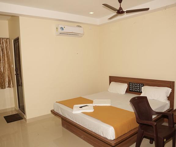 Hotel Santhosh Inn Tamil Nadu Nagapattinam Room