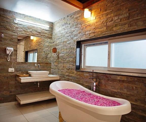 Wild Rose Resort and Spa Rajasthan Pushkar Bathroom