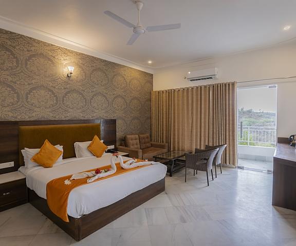 Mewar palace resort and spa Rajasthan Udaipur Room