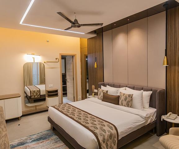The Lotus County Club & Resort Rajasthan Udaipur Room