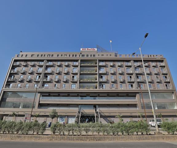 hotel monville Gujarat Vadodara Facade
