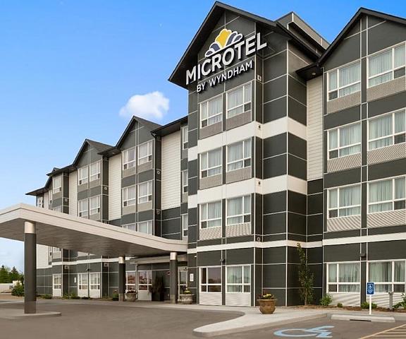 Microtel Inn & Suites by Wyndham Timmins Ontario Timmins Exterior Detail