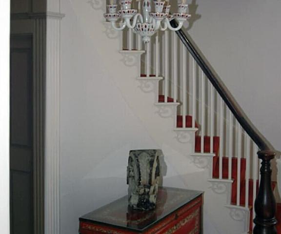 29 India House Massachusetts Nantucket Interior Entrance