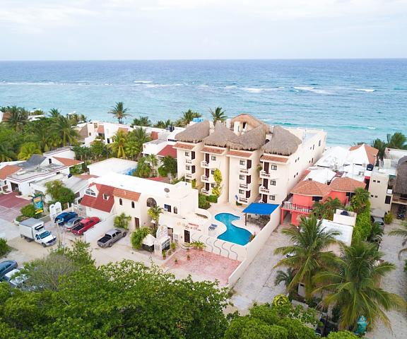 Villas De Rosa Beach Resort Quintana Roo Akumal Entrance