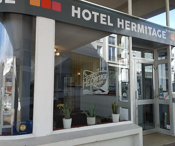 Brit Hotel Hermitage Nouvelle-Aquitaine Royan Entrance