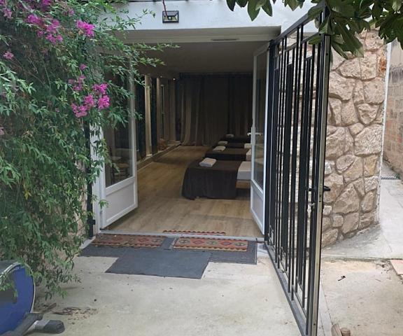 Villa Présence L'Oasis Chambres D'Hotes Var Toulon Property Grounds
