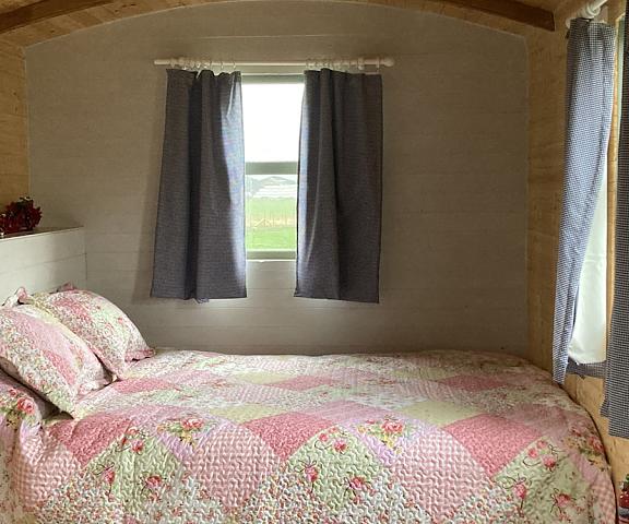 Captivating 1-bed Cabin in Middlesbrough England Middlesbrough Room
