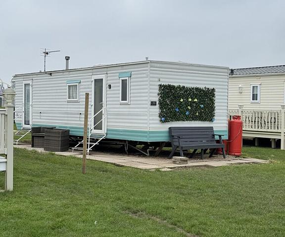 Honeywell 2-bed Holiday Home in Ingoldmells England Skegness Exterior Detail