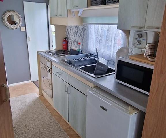 Honeywell 2-bed Holiday Home in Ingoldmells England Skegness Kitchen