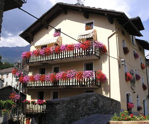 Hotel Cecchin Valle d'Aosta Aosta Exterior Detail