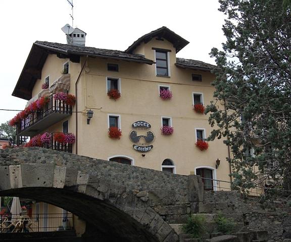 Hotel Cecchin Valle d'Aosta Aosta Exterior Detail