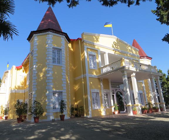 WelcomHeritage Kasmanda Palace Uttaranchal Mussoorie Hotel Exterior