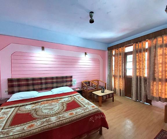 Goroomgo Radha Continental Nainital Uttaranchal Nainital Room