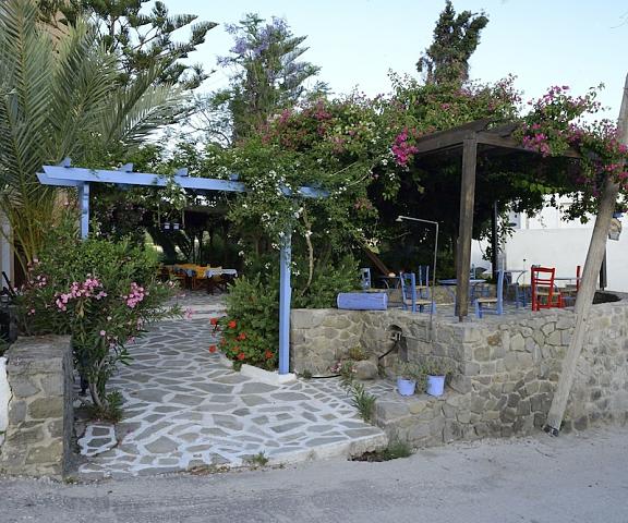 Vagia Traditional Hotel Attica Aegina Entrance