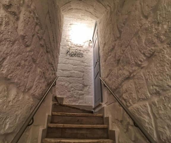 Cece Nove Puglia Capurso Staircase