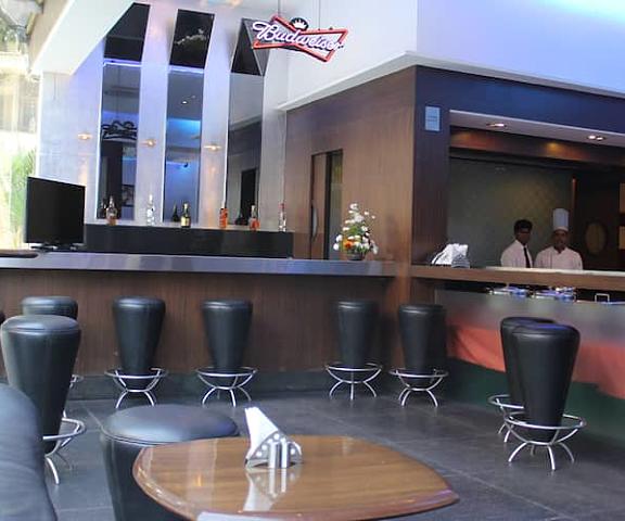 The Centurion Hotel Maharashtra Pune Cafe 