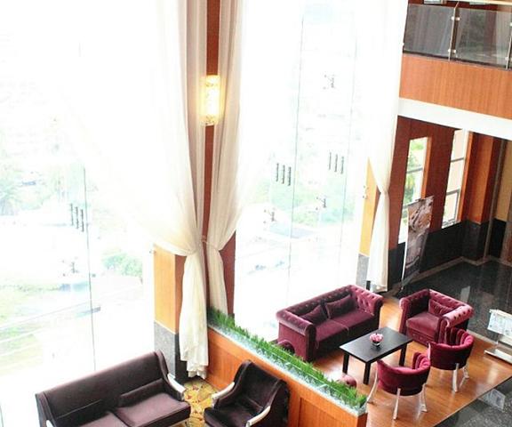 Meritz Hotel Sarawak Miri Lobby
