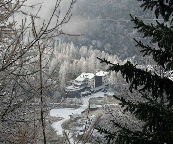 Les Neiges d'Antan Valle d'Aosta Valtournenche Aerial View