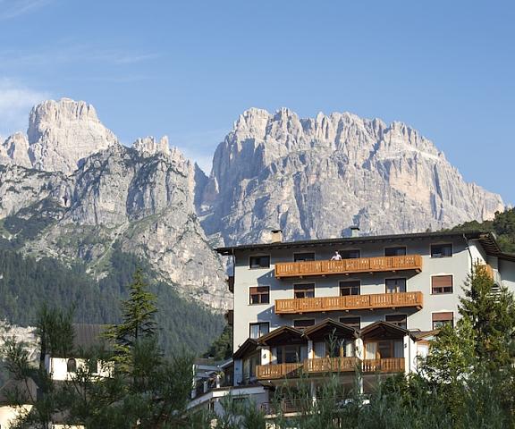 Hotel Ariston Trentino-Alto Adige Molveno Exterior Detail