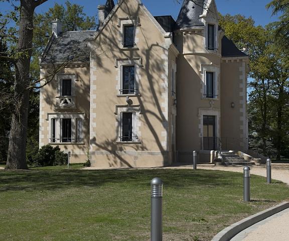 Le Château des Plans Nouvelle-Aquitaine Parthenay Facade
