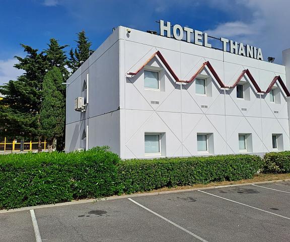 Hotel Thania Occitanie Frontignan Facade