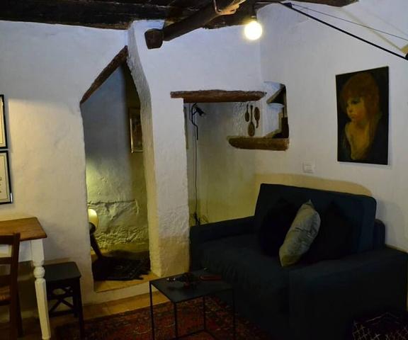 Casa Messi - Casa Messi a Vicolo Della Rivolta 31 Apt 1 Tuscany Pitigliano Room