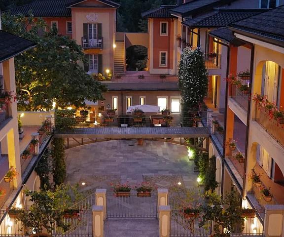 Aquazzurra Resort & Aparthotel Piedmont Cannobio Facade
