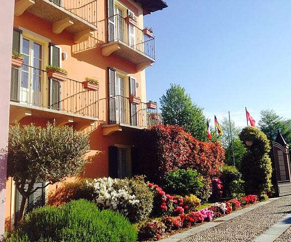 Aquazzurra Resort & Aparthotel Piedmont Cannobio Entrance