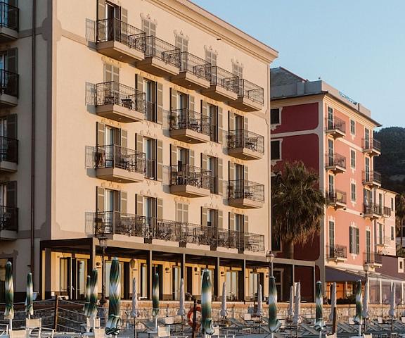 Hotel Windsor Liguria Laigueglia Facade
