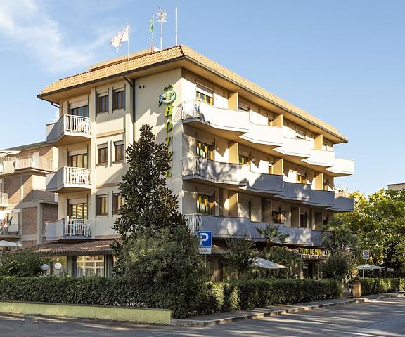 Hotel Parco dei Pini Tuscany Follonica Facade