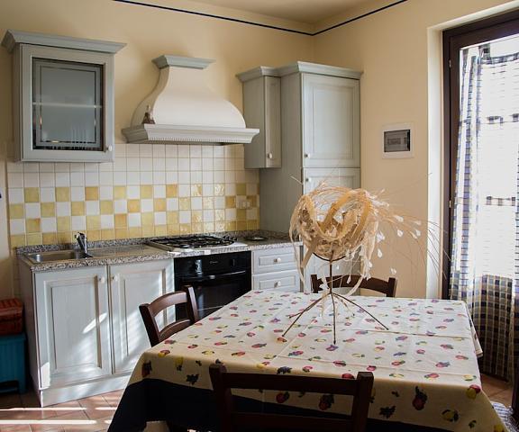 Room in Farmhouse - Hortensia Apartment Tuscany Montecarlo Interior Entrance