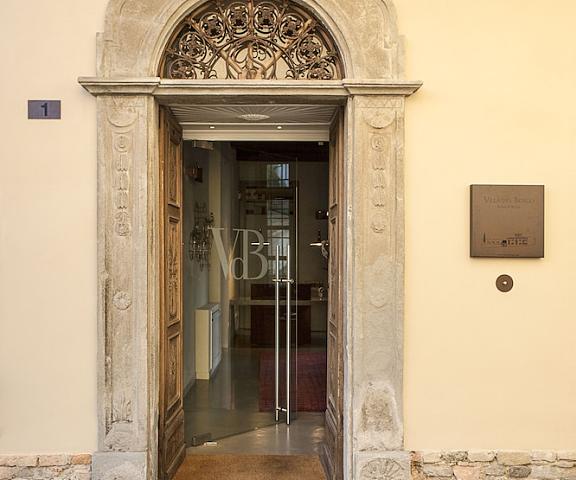 Relais Villa del Borgo Piedmont Canelli Entrance