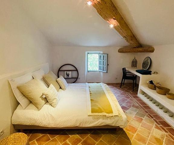 La Bastide Auvergne-Rhone-Alpes Saint-Julien Room