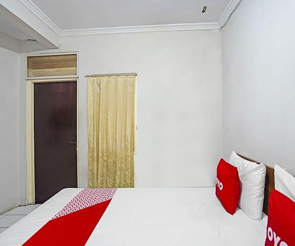 Super OYO 91710 Hotel Anugerah East Java Jember Room