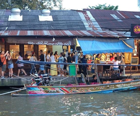 RoomQuest Amphawa Floating Market 1 Samut Songkhram Amphawa Exterior Detail